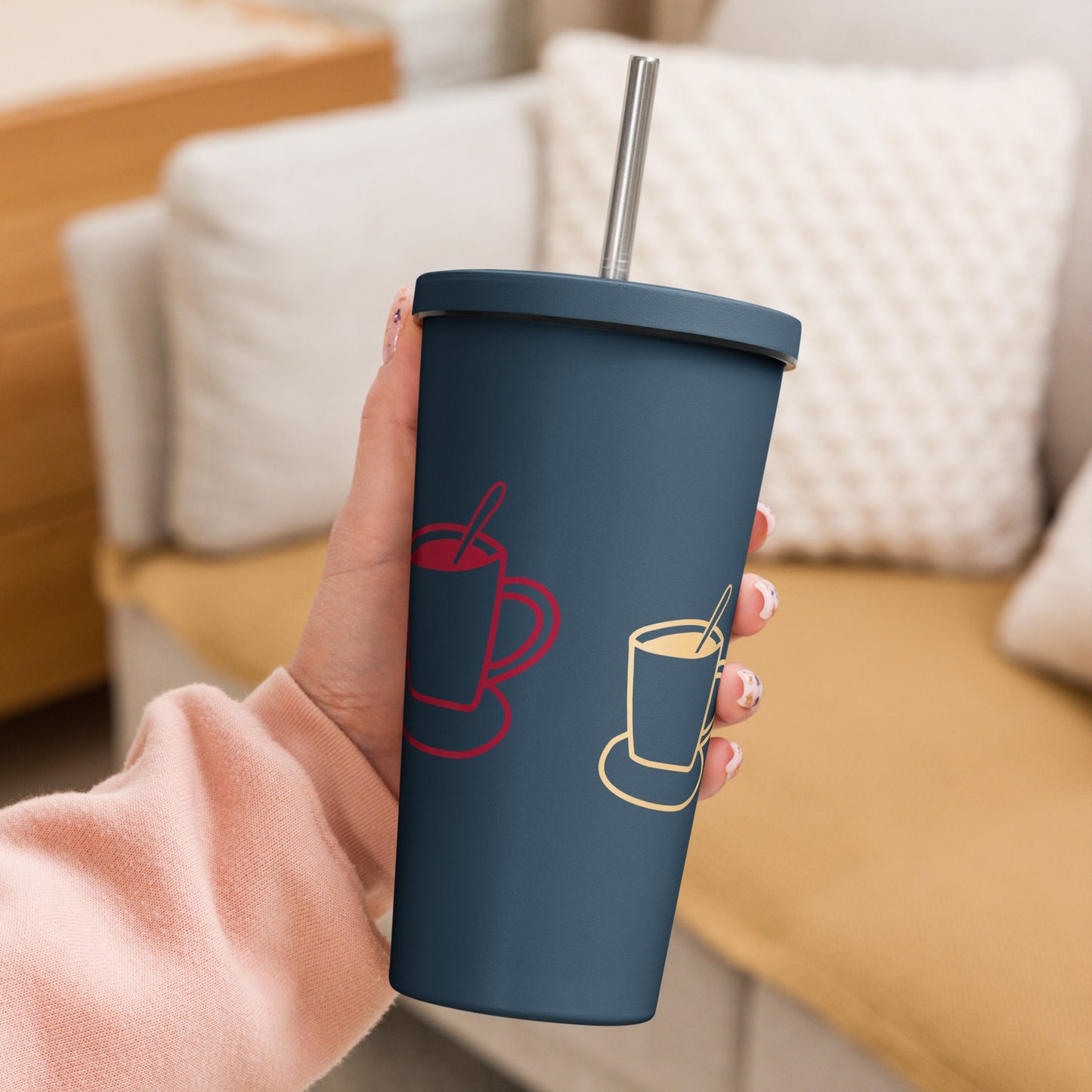 Insulated tumbler with a straw