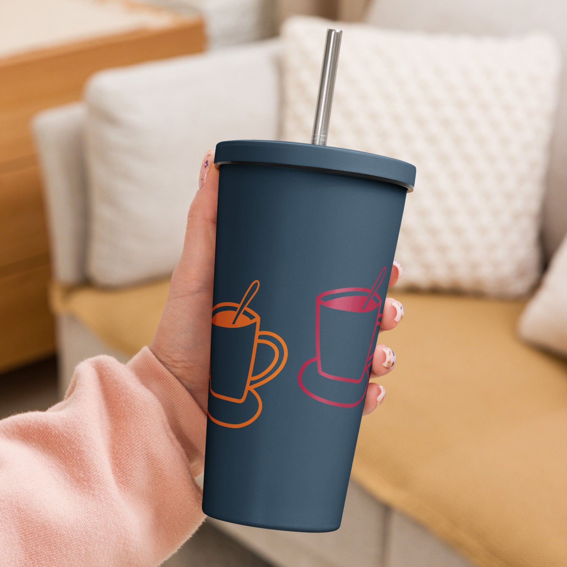 Insulated tumbler with a straw