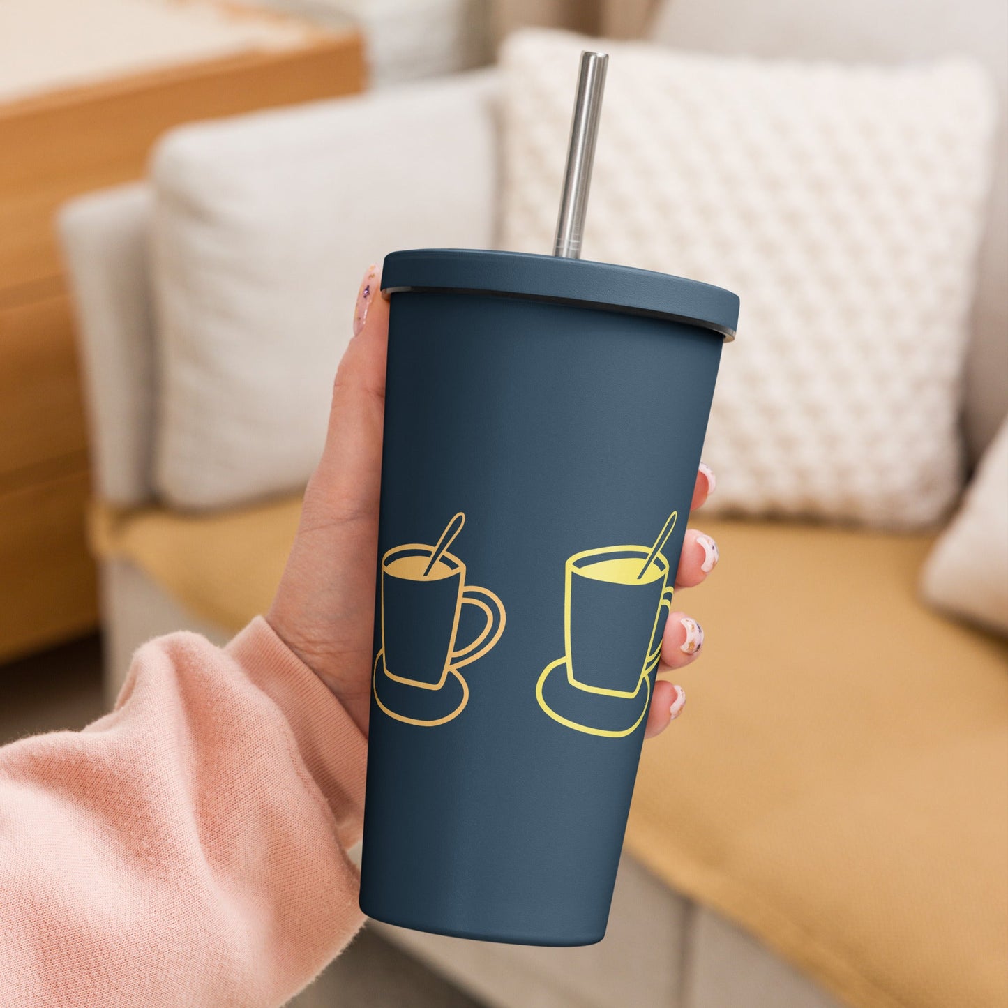 Insulated tumbler with a straw