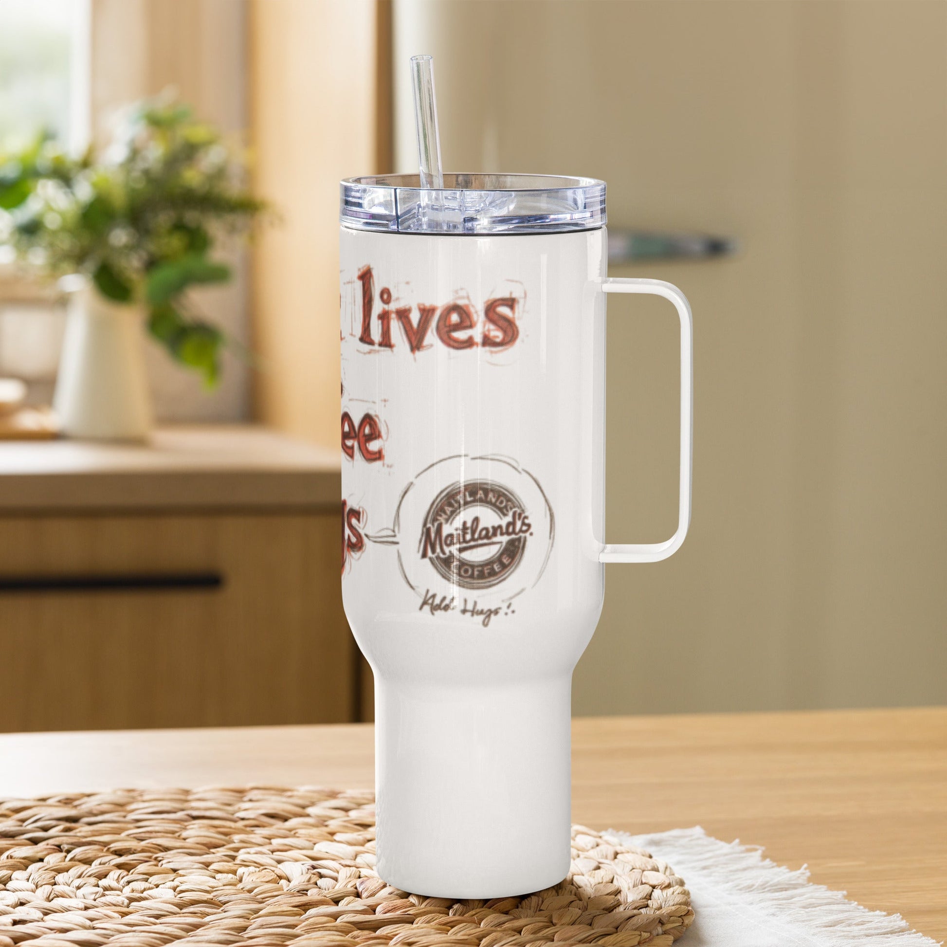 Travel mug with a handle